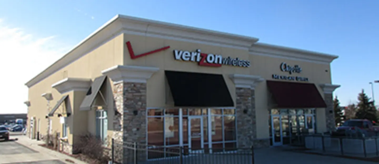 Retail Building - Shopping Center Debt 08-08 | Northmarq