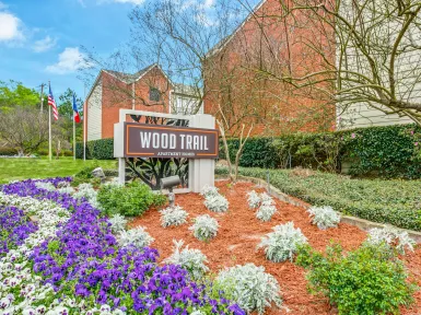 Wood Trail Apts