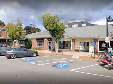 New Hampshire multi-tenet retail property
