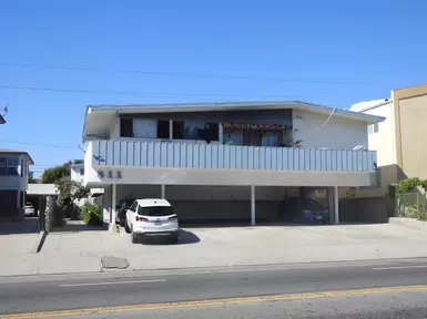 10-unit garden-style multifamily property in Los Angeles