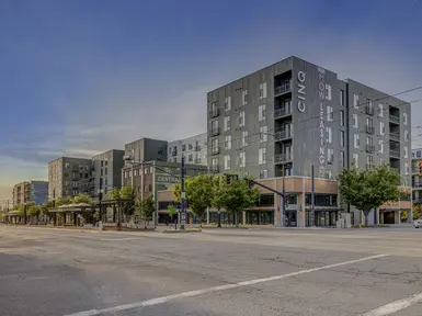 mid-rise apartment community