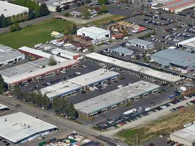 143,420-sq.-ft. multi-tenant industrial park