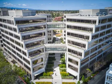 357,502-sq.-ft. office building on 3.25 acres