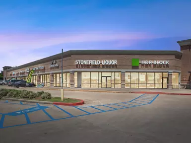 Fairmont Parkway Shopping Center