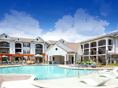 174unitgardenapartment