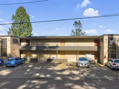 12-unit multifamily property