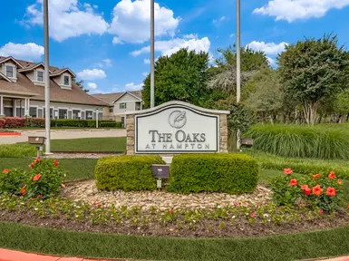 Oaks at Hampton