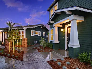 Bungalow Court