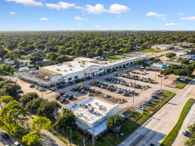 Highland Plaza