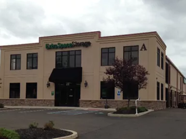 d34bebc6-c4ff-4e4c-b6dc-b4d83828da5b