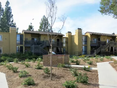 f1b7b763-09b7-40e0-98c0-b1be865ee0c0