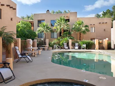 AdobeHIghlandsMainPic