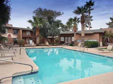 LincolnVillageMainPic