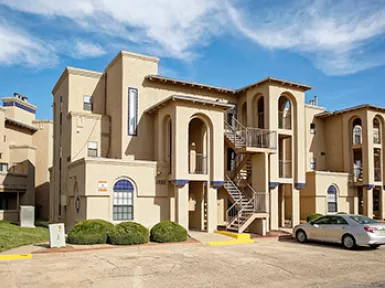 Waterford on The Green_web cropt