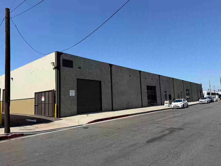 califakeswickoxnard,3flex/showroomindustrialproperties