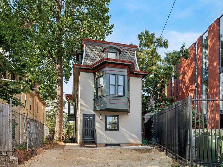 Philadelphia Multifamily Community