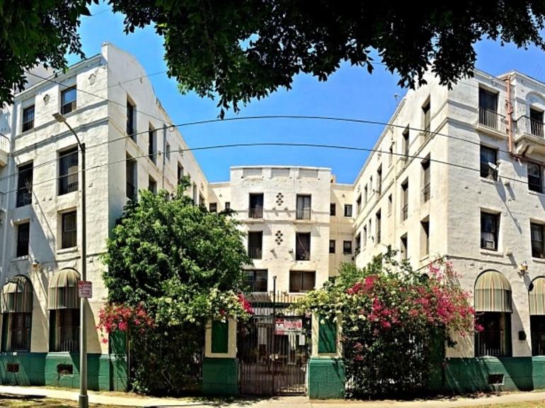 vintage, multifamily property in Los Angeles