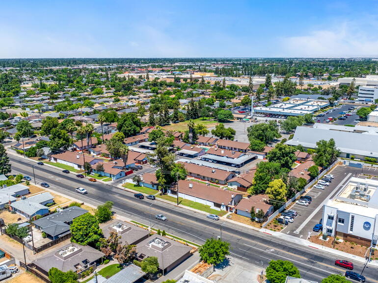 multifamily garden-style apartments