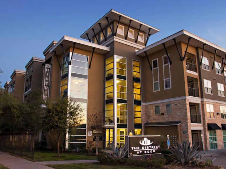 215-unit multifamily property in Austin, TX