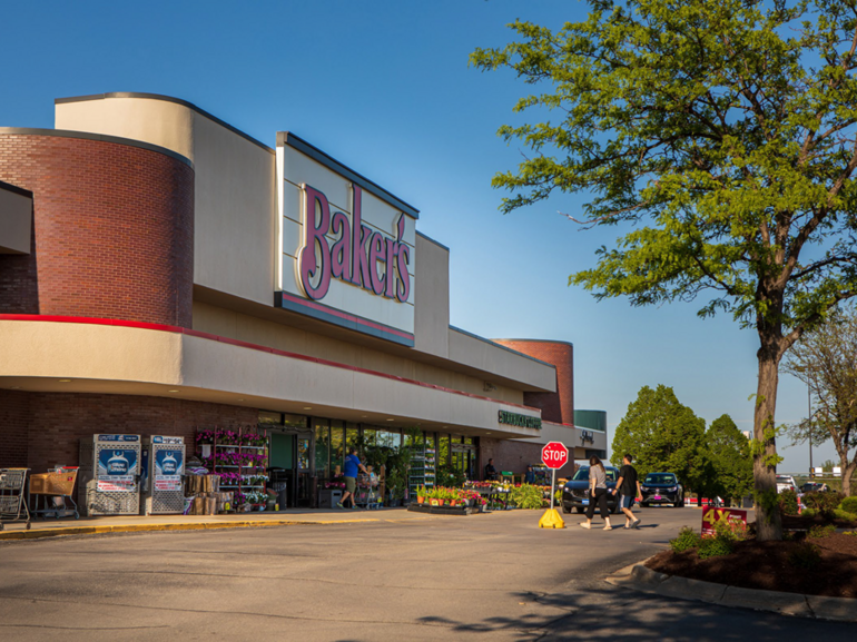 391,716-square-foot grocery-anchored retail center.