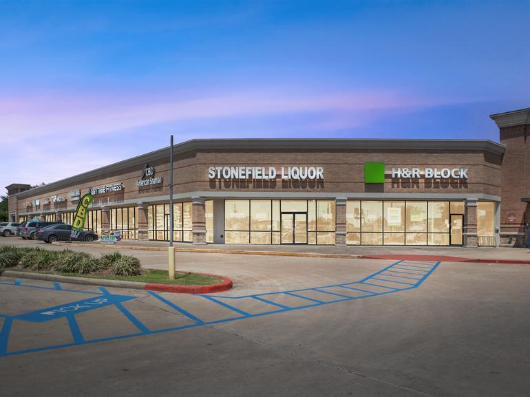 Fairmont Parkway Shopping Center