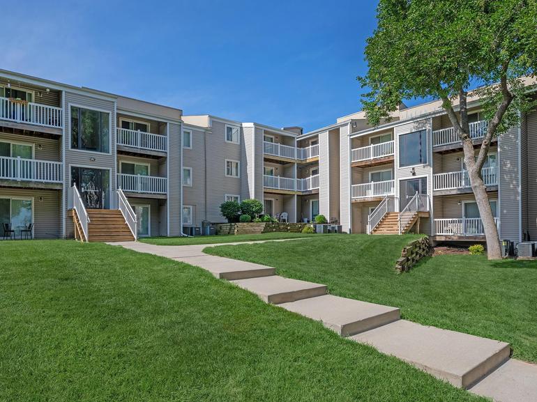 201-unit multifamily property in Omaha, NE