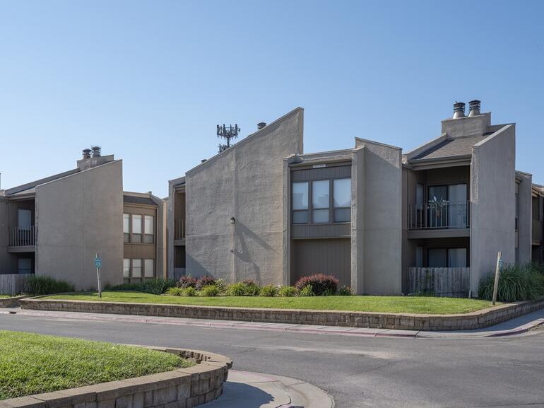 Horizon East