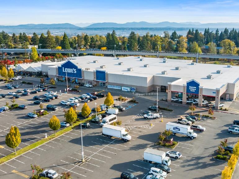 Lowe's ground lease located at 24050 Pacific Hwy S in Kent, Washington.