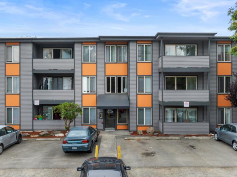 11-unit multifamily property