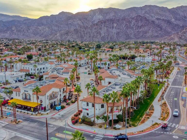 multi-tenant shopping center