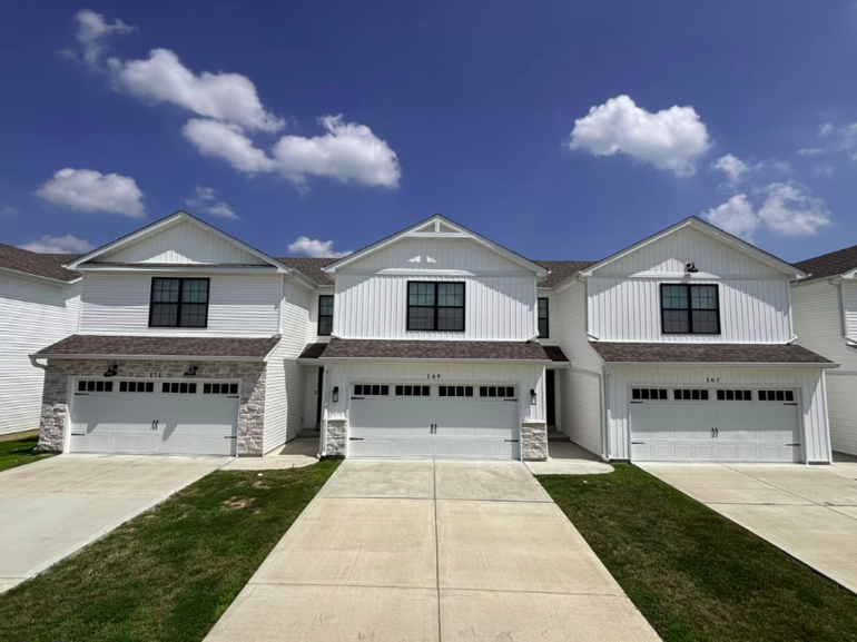 Quail Run, a 410-unit multifamily community in Moscow Mills, Missouri.