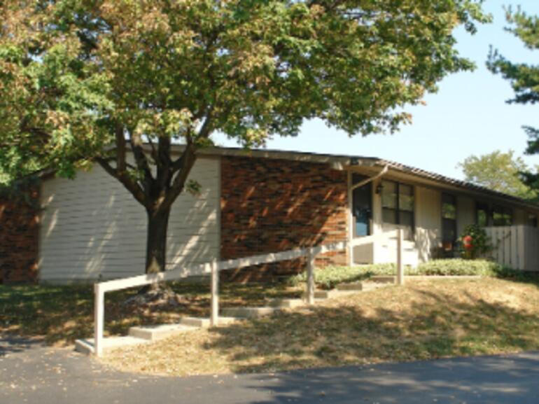 113-unit garden apartment