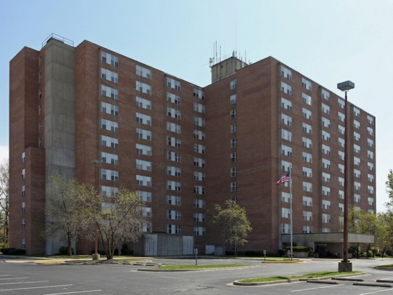 Northmarq Kansas City secures $10.4M refinance of 252-unit multifamily property in Overland Park, KS