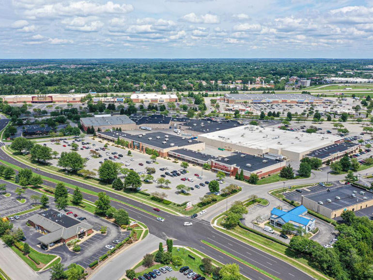 Springhurst Towne Center0