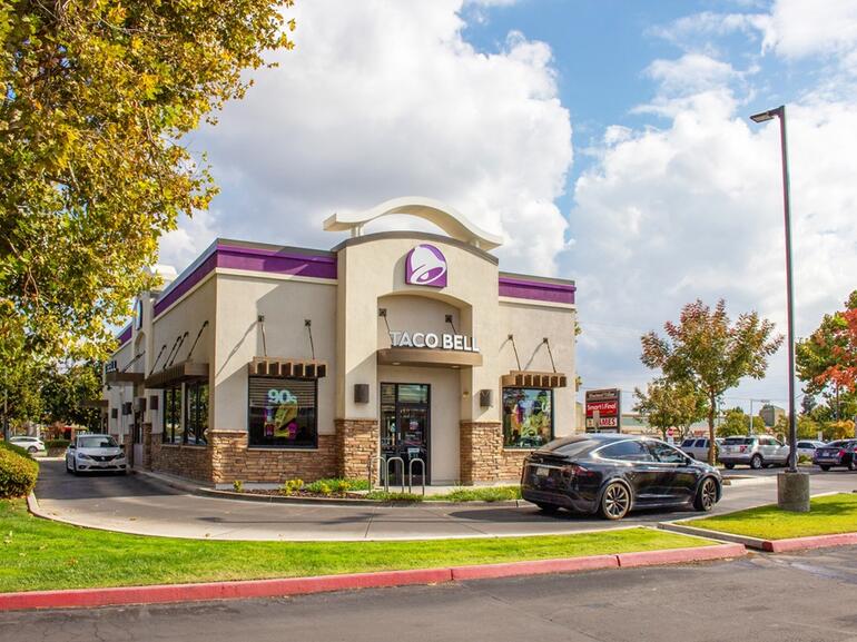 2,944-sq.-ft. single-tenant triple-net lease