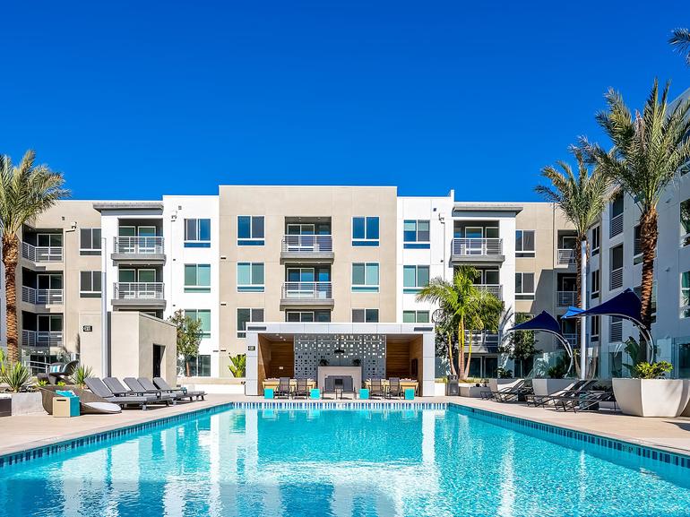 272-unit luxury multifamily property in Irvine, CA