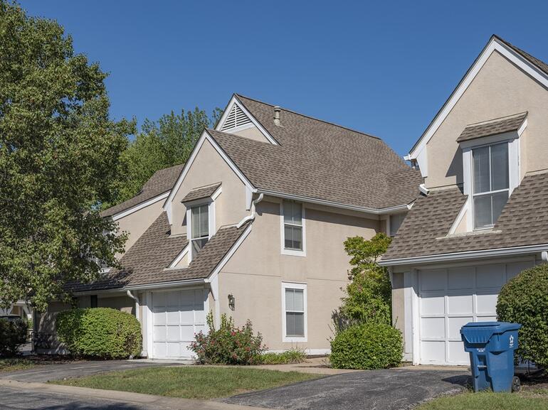 Three Fountains Apartments