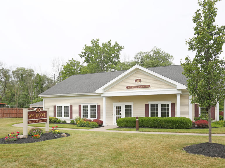 340-unit, garden-style apartment complex
