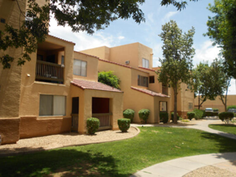 0000000000000000000000000718305