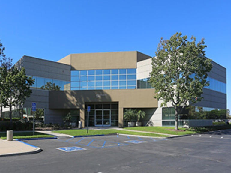 Office Portfolio Corporate Pointe_web cropt