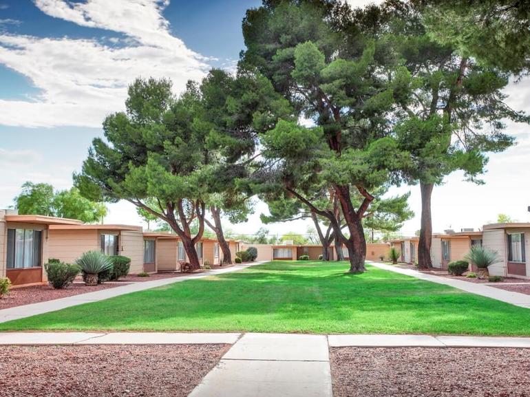 SherwoodGardensMainPic