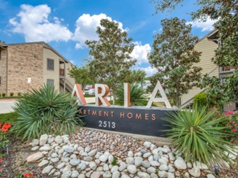 Aria Apts Multifamily Bridge Loan 0104 Northmarq