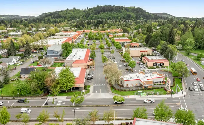 264,634-sq.-ft. retail community