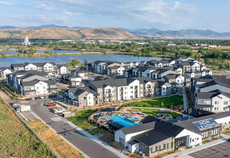 250-unit garden apartment community