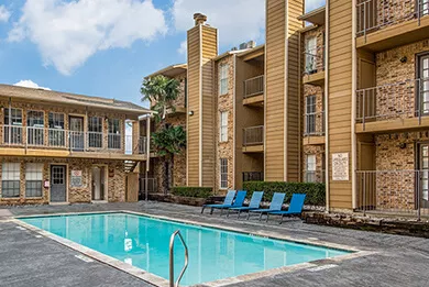 McCallum-Slides_0000_7740-mccallum-blvd-dallas-tx-High-Res-40_web-cropt